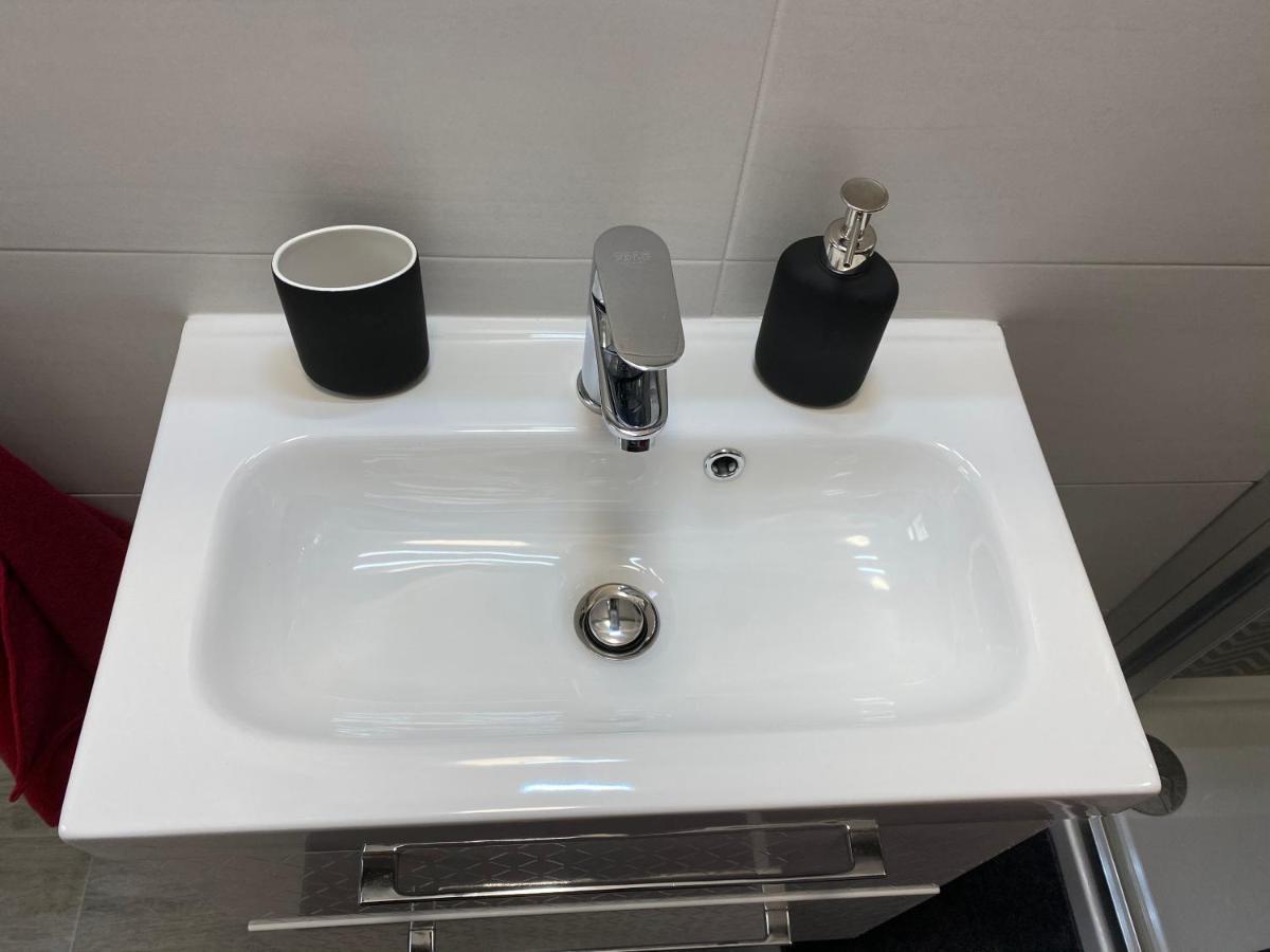 Pisani Apartment Bari Bagian luar foto