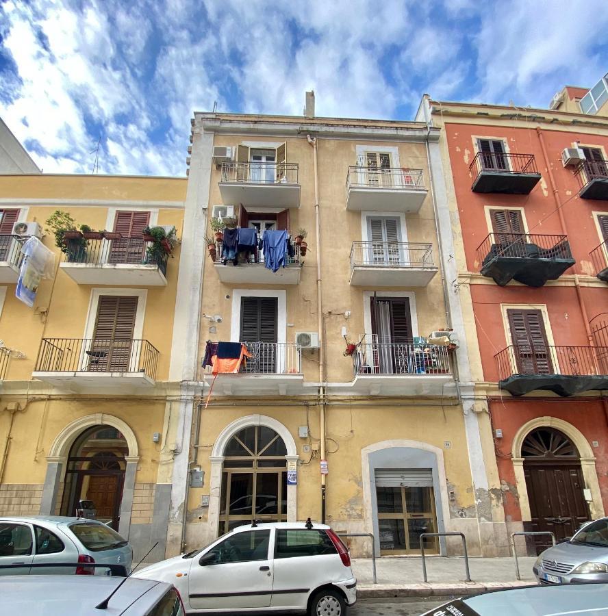 Pisani Apartment Bari Bagian luar foto