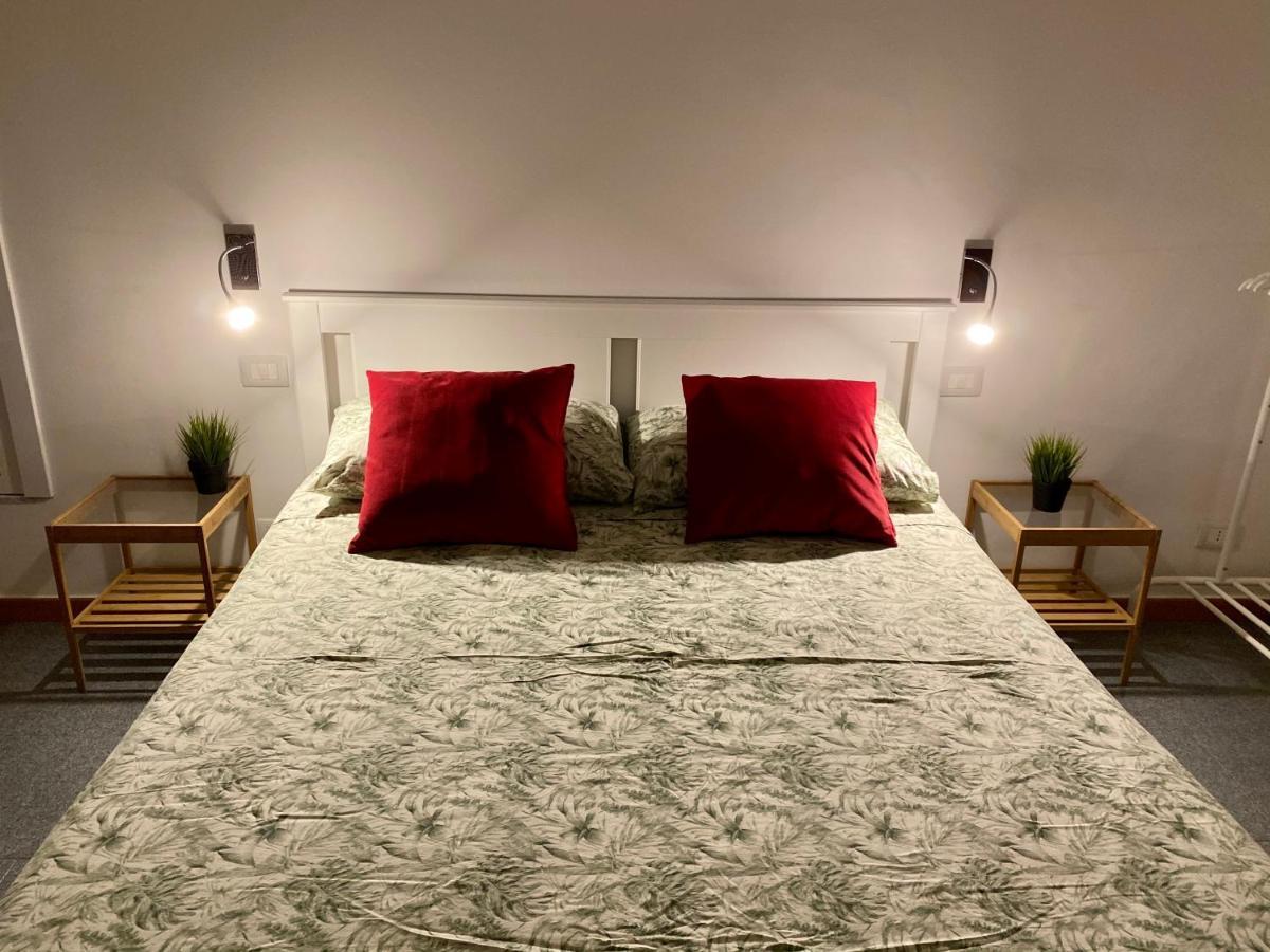 Pisani Apartment Bari Bagian luar foto